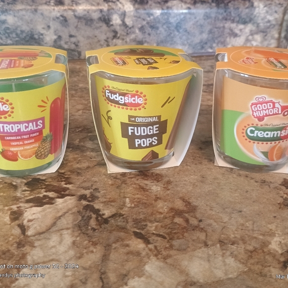 Ice cream flavored candles jar scented candles set for three. New - Picture 4 of 5